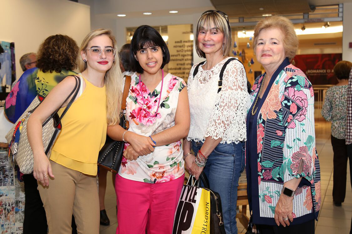 Mercedes Rodríguez, Rosamar Fonalledas, Mercedes Schwabe, Zoraida Fonalledas. (Suministrada)