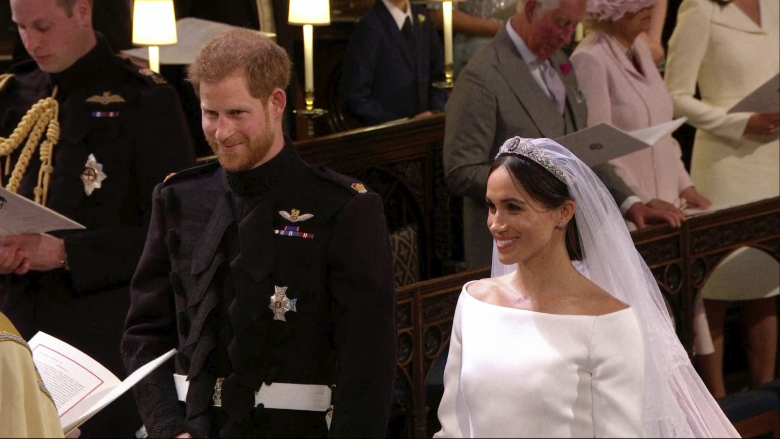 “En la presencia de Dios y ante esta congregación han declarado su matrimonio al intercambiar los anillos", dijo el arzobispo de Canterbury y los declaró marido y mujer. (Foto: AP)