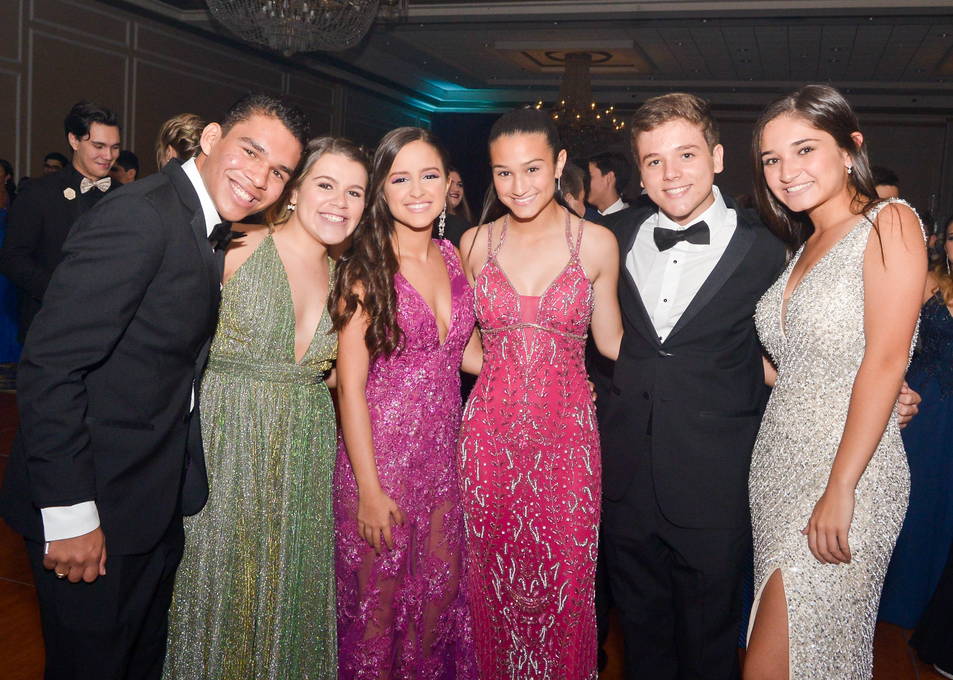 Raúl Mariani, Paula Rodríguez, Laisa Gastaliturris, Andrea Cabrera, Ricardo Mercado y Ariana Cabrera. Foto Enid M. Salgado Mercado.