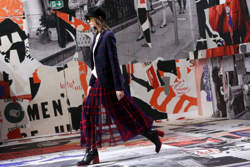 Colección otoño-invierno 2018 de Dior. (Foto: AP)