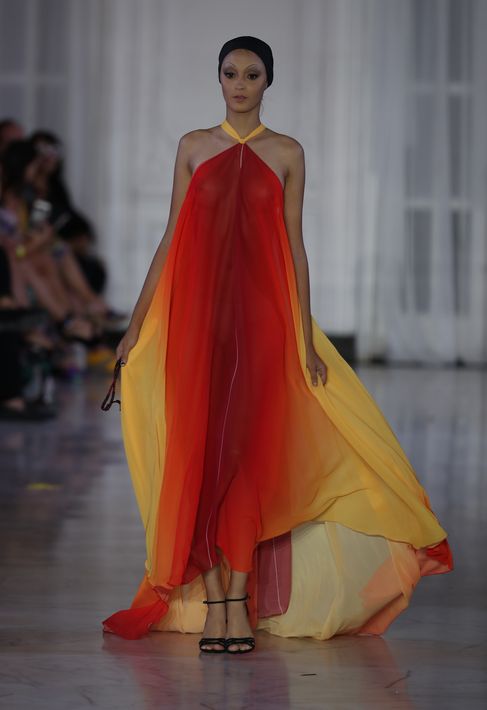 Desfile de Nathalie Kriado. (Foto: David Villafañe)