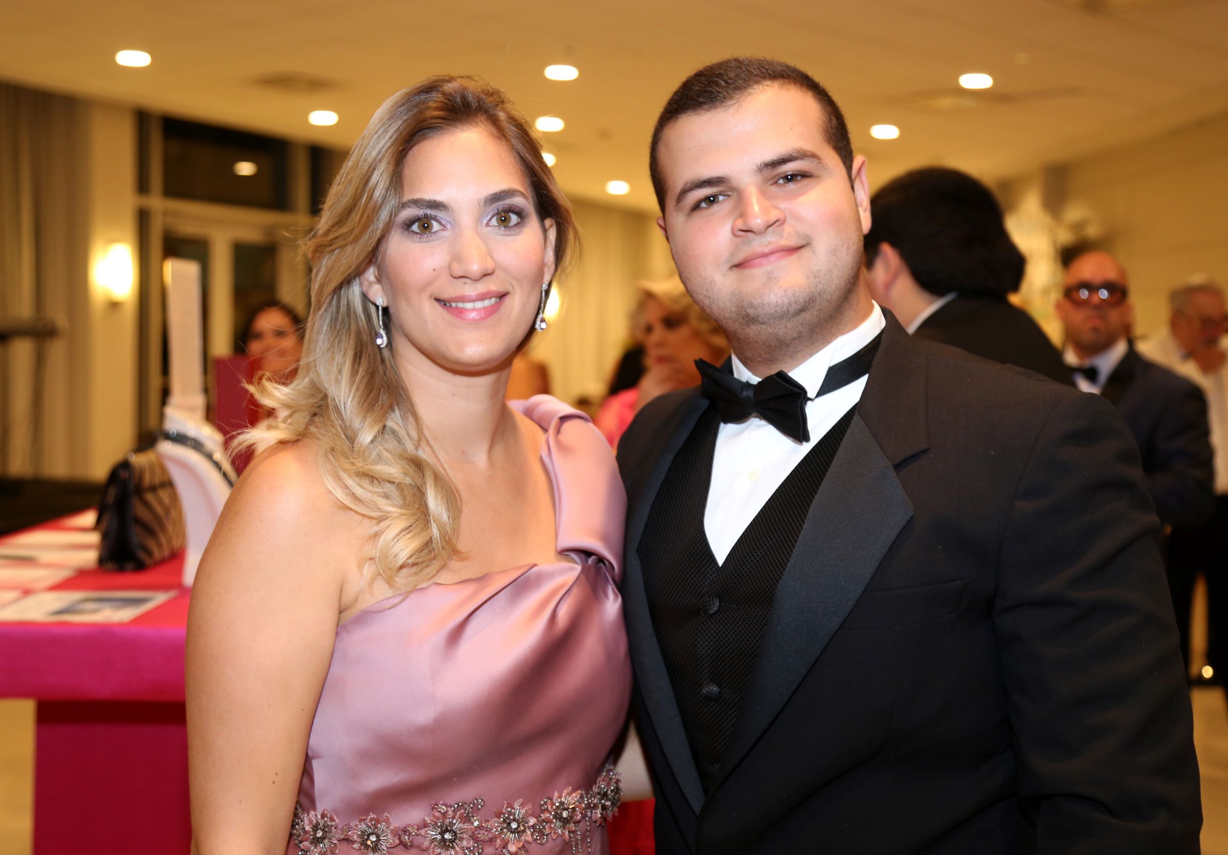 Camille y Luis Carreras (Nichole Saldarriaga)
