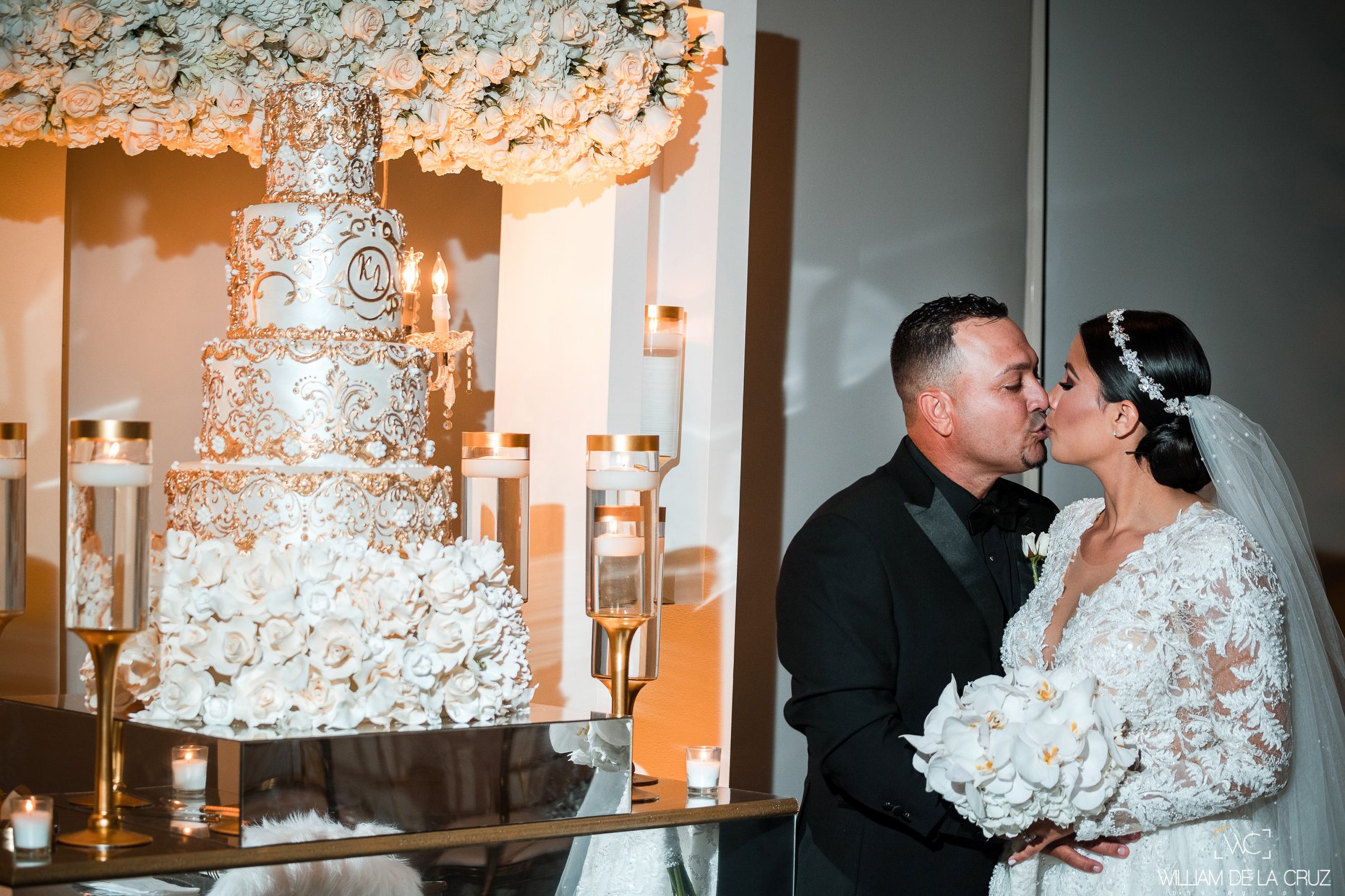 Bizcocho: C+M Cakes (William De La Cruz)
