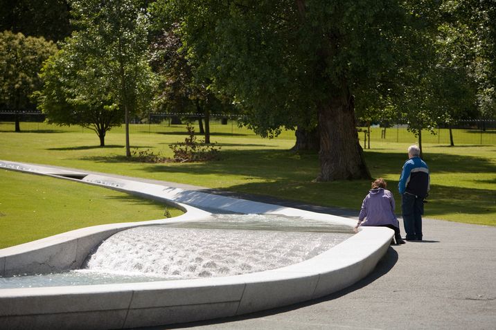 Imagen de la fuente en memoria de la princesa Diana en Hyde Park.