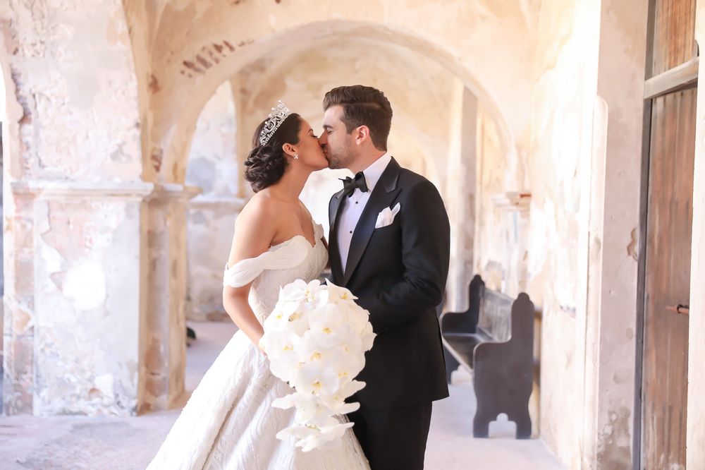 La pareja en su "first reveal". Fotografia: Keren Photography