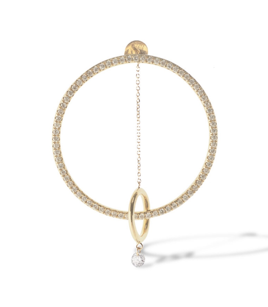 Arete en oro de 18 kilates y diamantes pavé de la línea Parsee Paris, de Lido Jewelers.