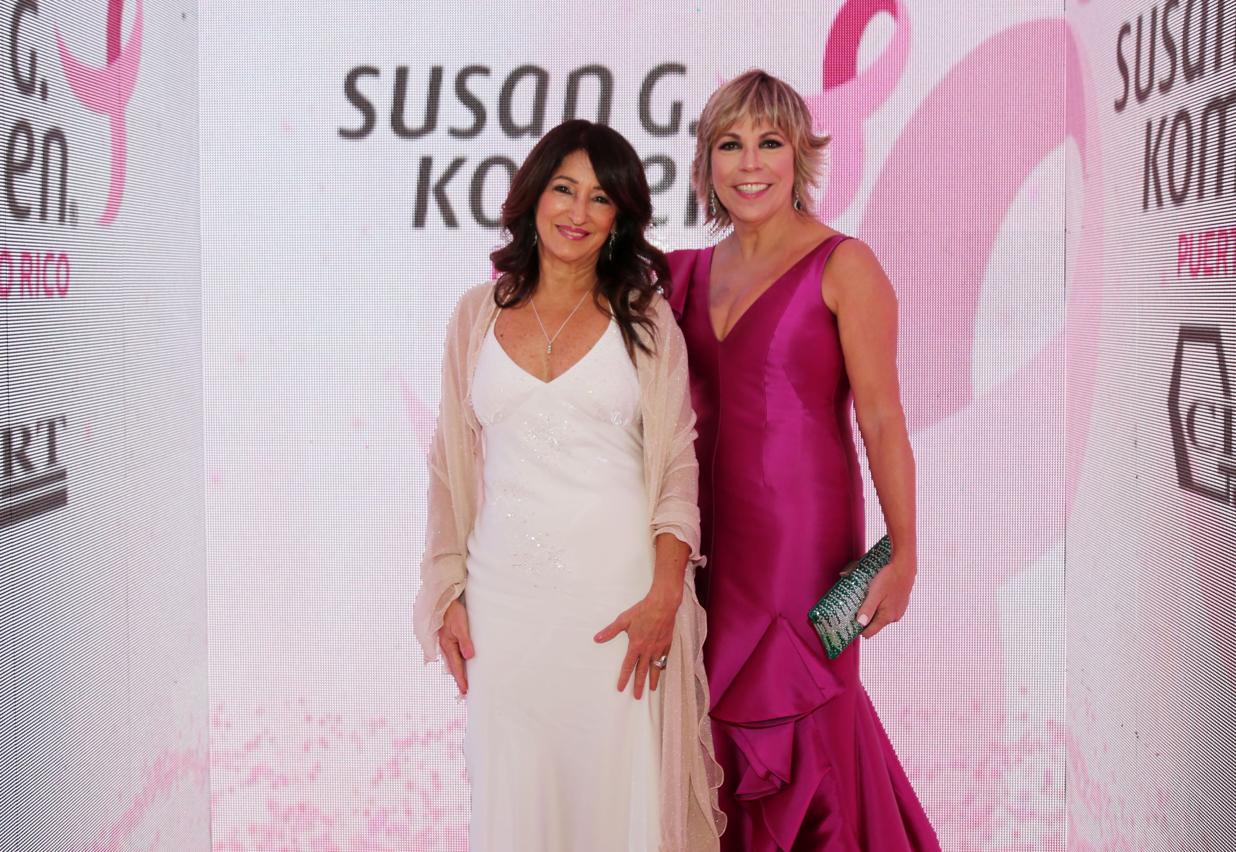 Brenda Lugo y Mari casellas (Nichole Saldarriaga)