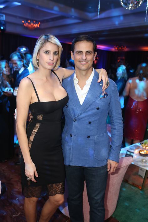 Angélica Medina y Alejandro Uriarte despidieron el año en el hotel Condado Vanderbilt. Foto: José R. Pérez Centeno