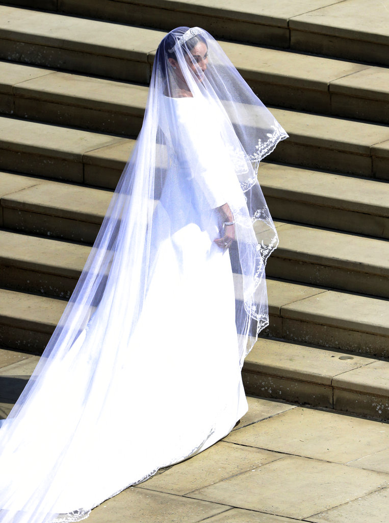 Meghan devela el secreto mejor guardado: su vestido Givenchy y la tiara de filigrana de la reina Mary. (Foto: AP)