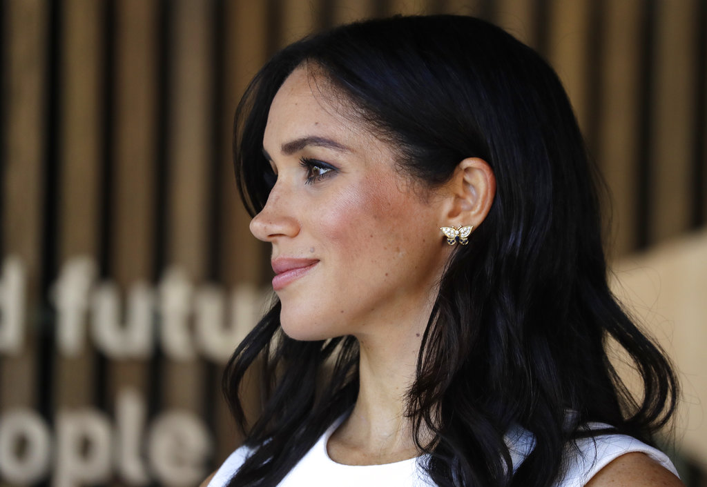 La duquesa de Sussex lució radiante en su primer día de gira, de un total de 16, por Oceanía. (Foto: AP)