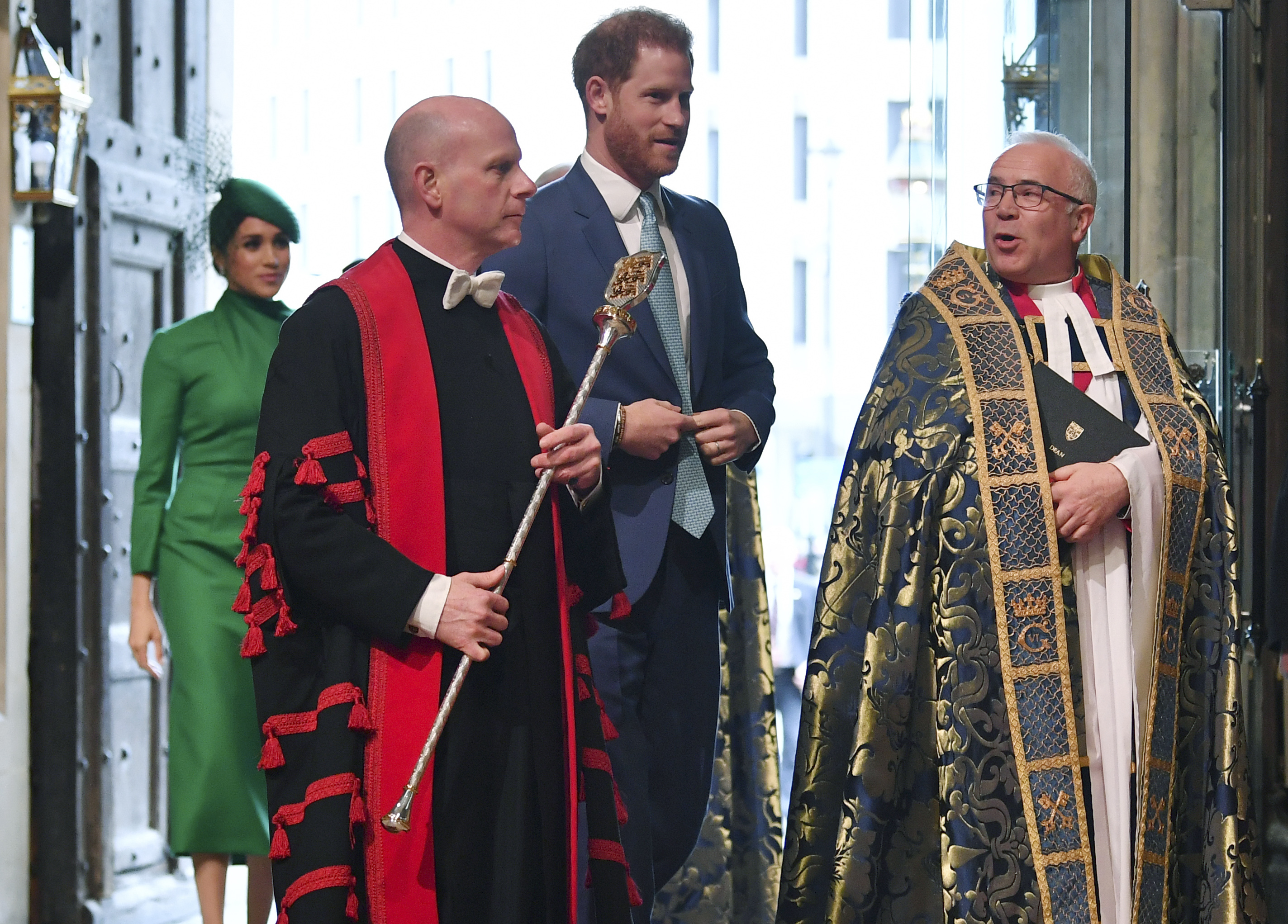 El príncipe Harry y Meghan Markle asistieron hoy a su último compromiso oficial como miembros de la realeza. (Phil Harris / Pool via AP)