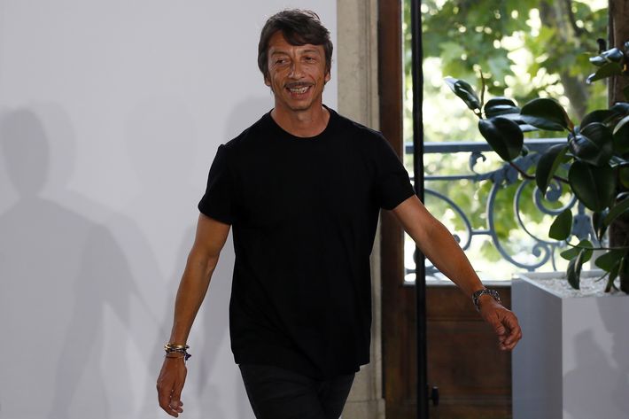 Los diseños de Valentino se han vuelto más enfocados desde que Piccioli empezó a diseñar en solitario hace unas temporadas