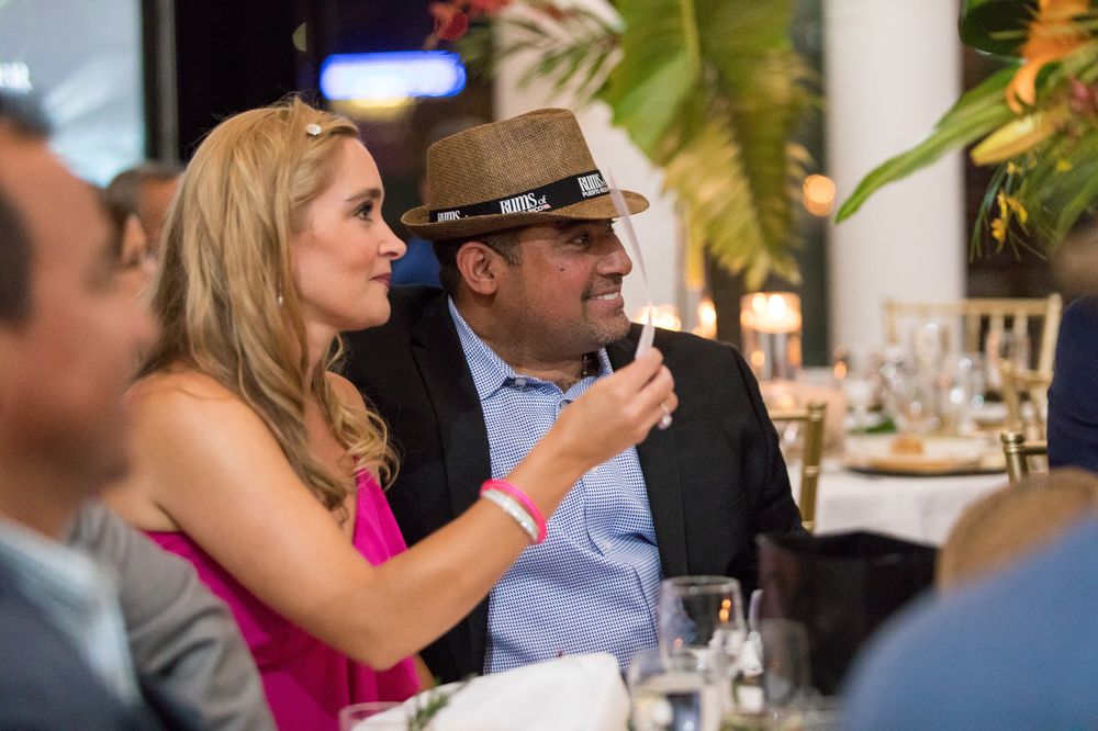 Bengie Molina y su esposa Jamie. (Suministrada)