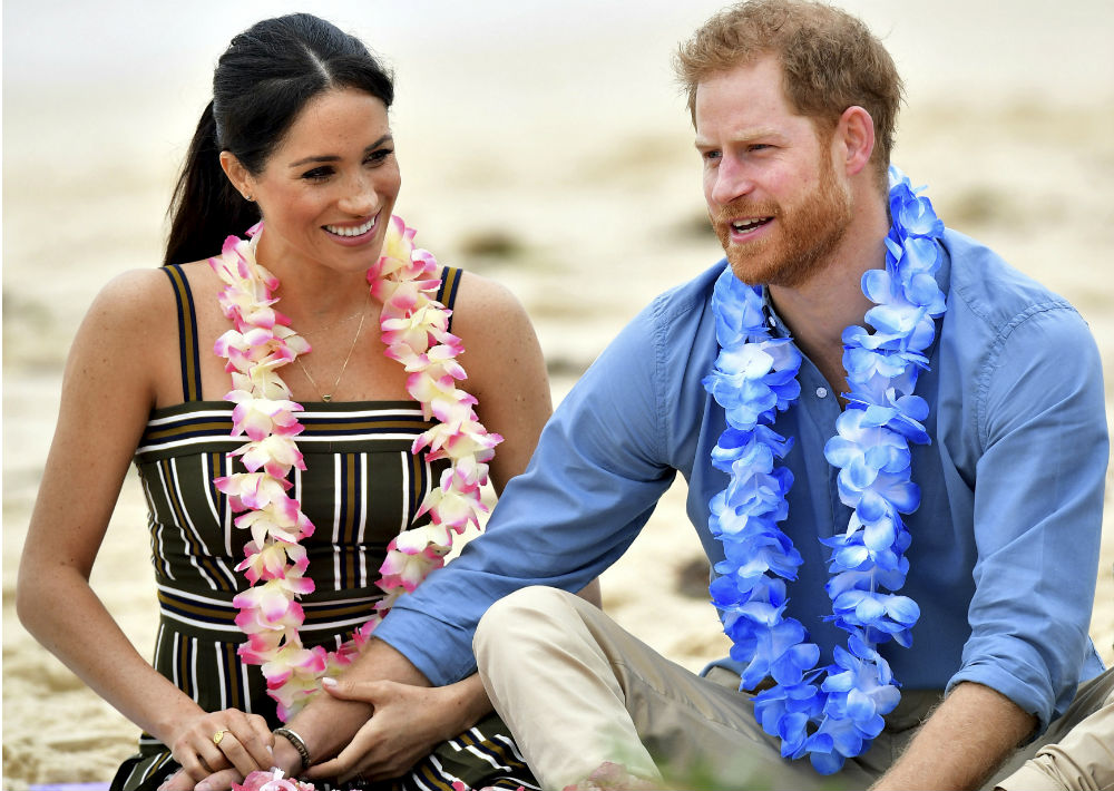 La pareja anunció el lunes que esperan su primer retoño. (Paul Edwards/Pool via AP)