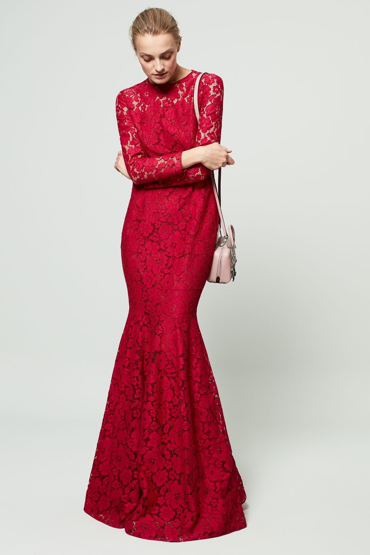 Delicado, romántico, sensual y bohemio, este tejido es clave en la colección Fall Winter 2017 de CH Carolina Herrera. (Suministrada)