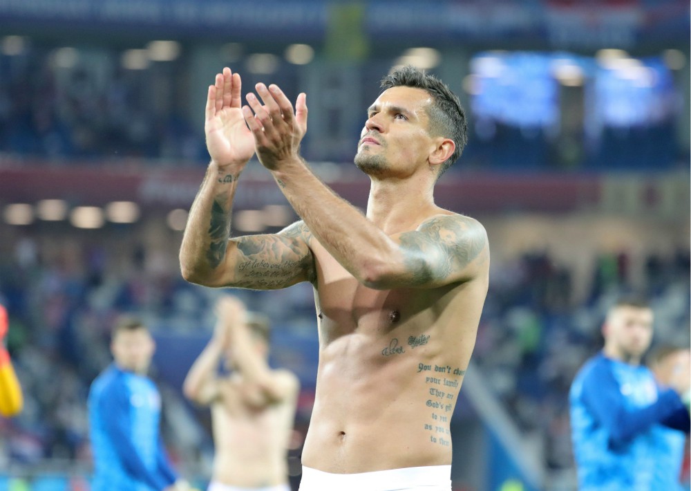 El defensa croata Dejan Lovren celebra la victoria ante Nigeria. (EFE)