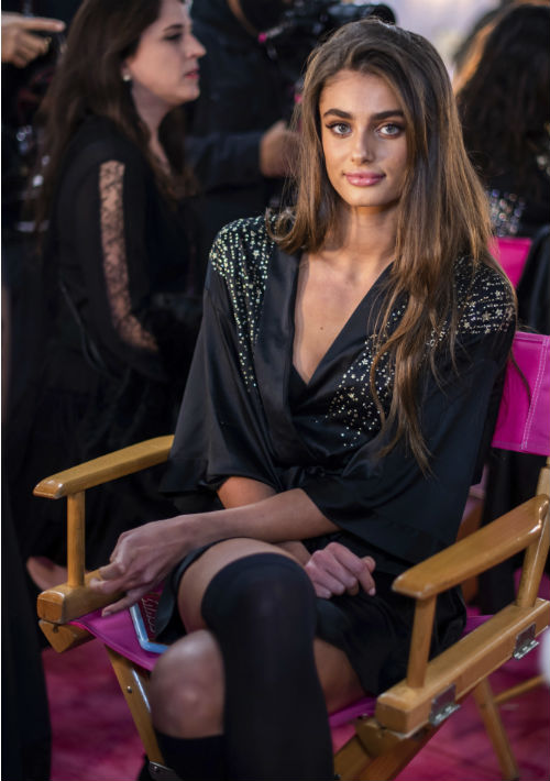 La modelo Taylor Hill. (AP)