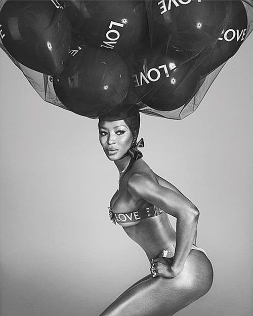 La vanguardista revista inglesa de moda y estilo “Love” celebra su décimo aniversario con increíbles editoriales y fotos como esta de la modelo inglesa Naomi Campbell, que a sus 48 años se ve mejor que nunca. (Foto: Suministrada)