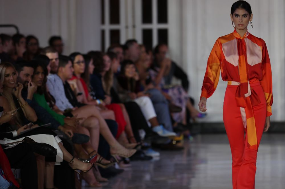 Desfile de Nathalie Kriado. (Foto: David Villafañe)