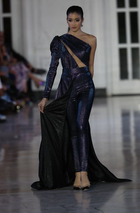 Desfile de Nathalie Kriado. (Foto: David Villafañe)