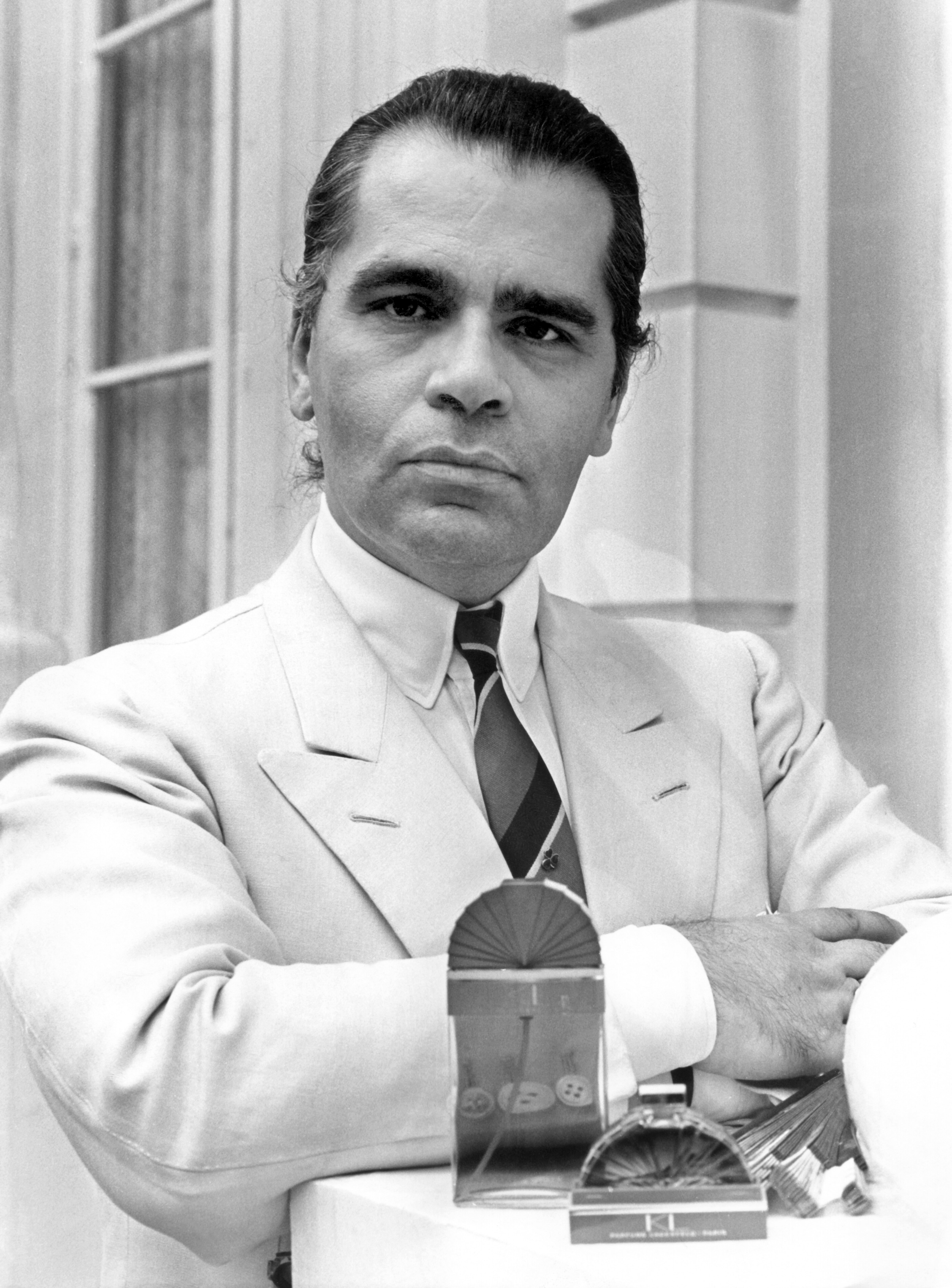 En julio 29 de 1982 el diseñador alemán presentó su fragancia “KL” en Hamburgo, Alemania. (AP)