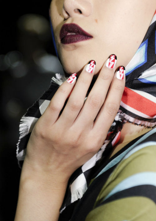 Olvídate del “millennial pink” y opta por el “hot pink”. (Foto: WGSN)