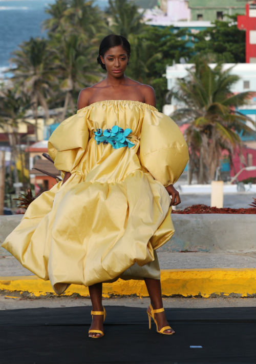 La diseñadora se adentró en la comunidad sanjuanera para presentar su nueva colección para el otoño 2019. (Foto: Juan Luis Martínez)
