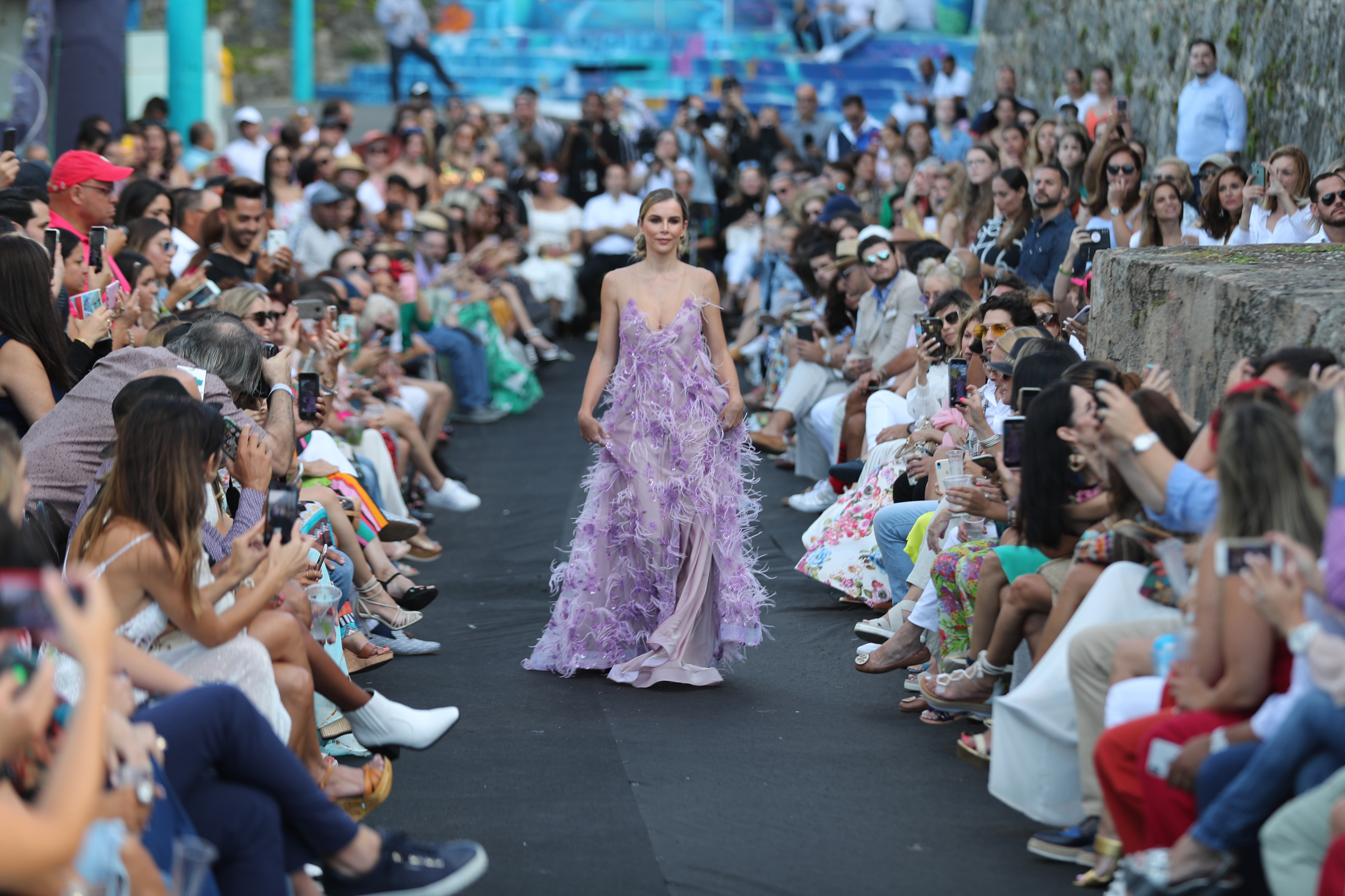 El desfile contó con la participación de la modelo española Agueda López, esposa de Luis Fonsi. (Foto: Juan Luis Martínez)