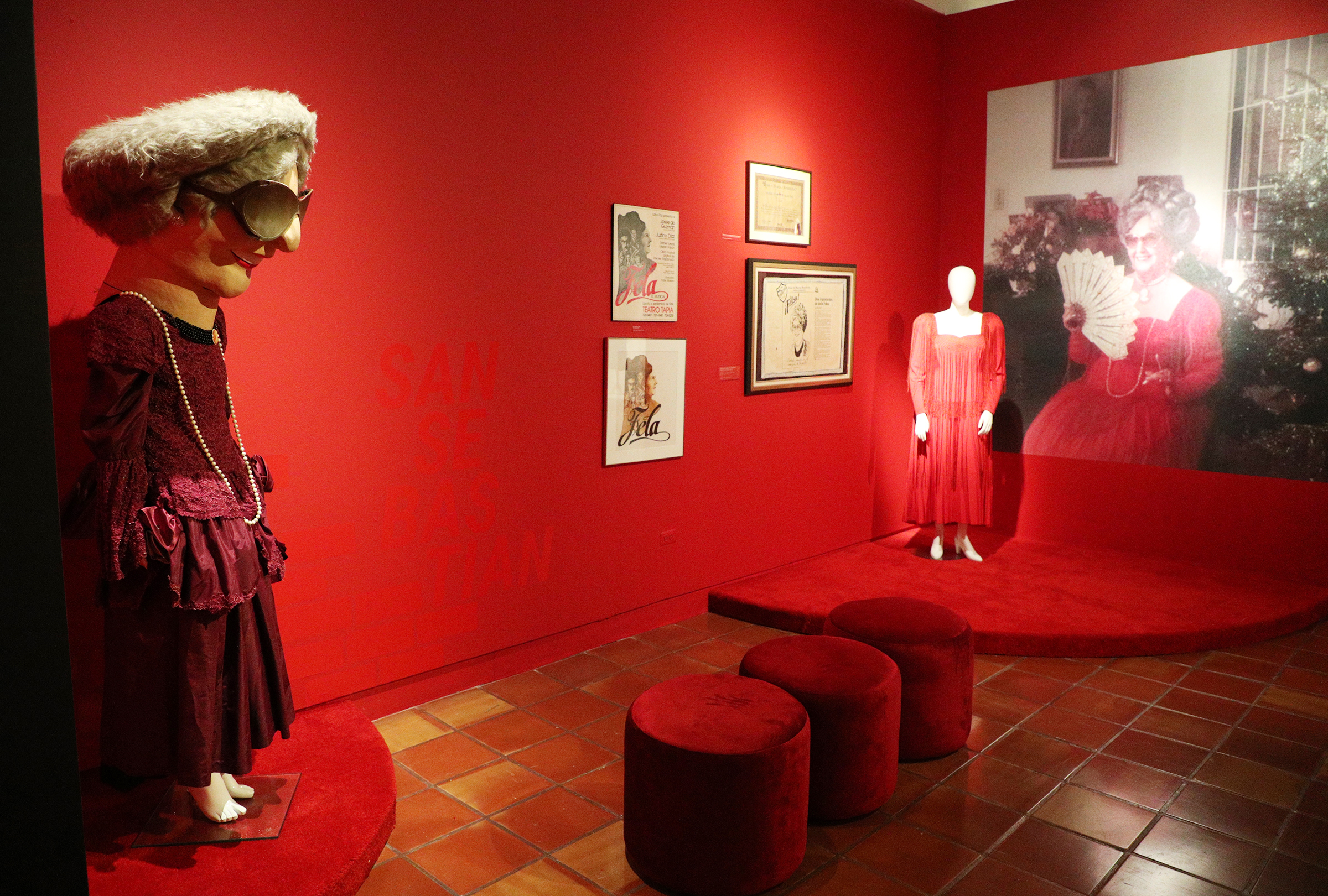 La exposición “Icono de la moda”, que abrió al público esta semana en el Museo de San Juan. (Foto: Juan Luis Martínez)