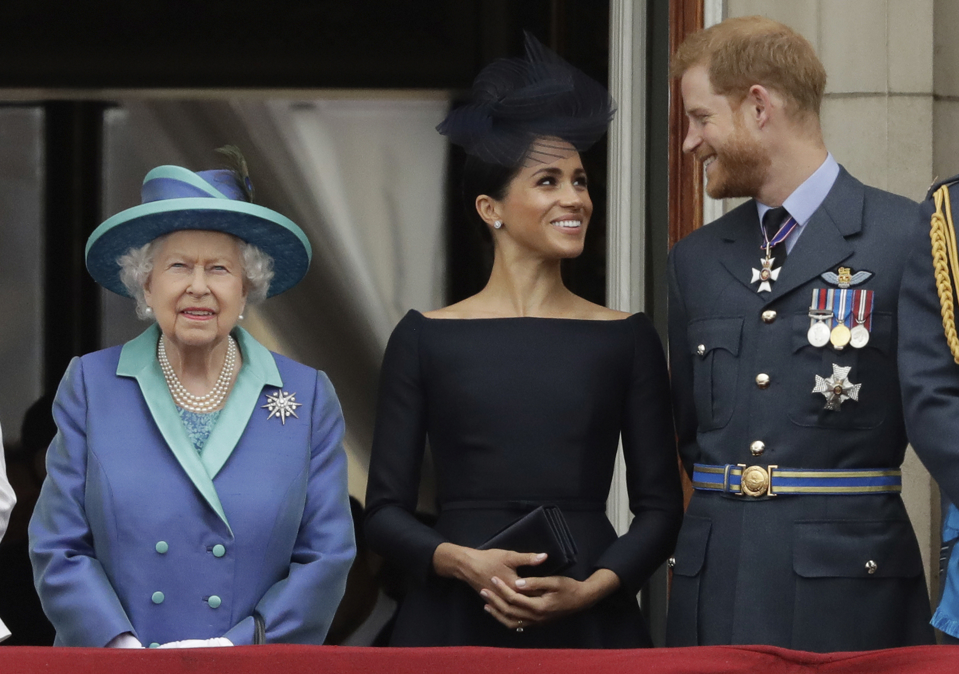 El 8 de enero de 2020, la pareja dio a conocer a través de Instagram que habían comenzado la transición para renunciar a sus derechos como miembros senior de la realeza y hacerse autosuficientes económicamente, el Palacio de Buckingham emitió un comunicado en el que asegura que ese proceso se encuentra en “una etapa temprana”. (Archivo)
