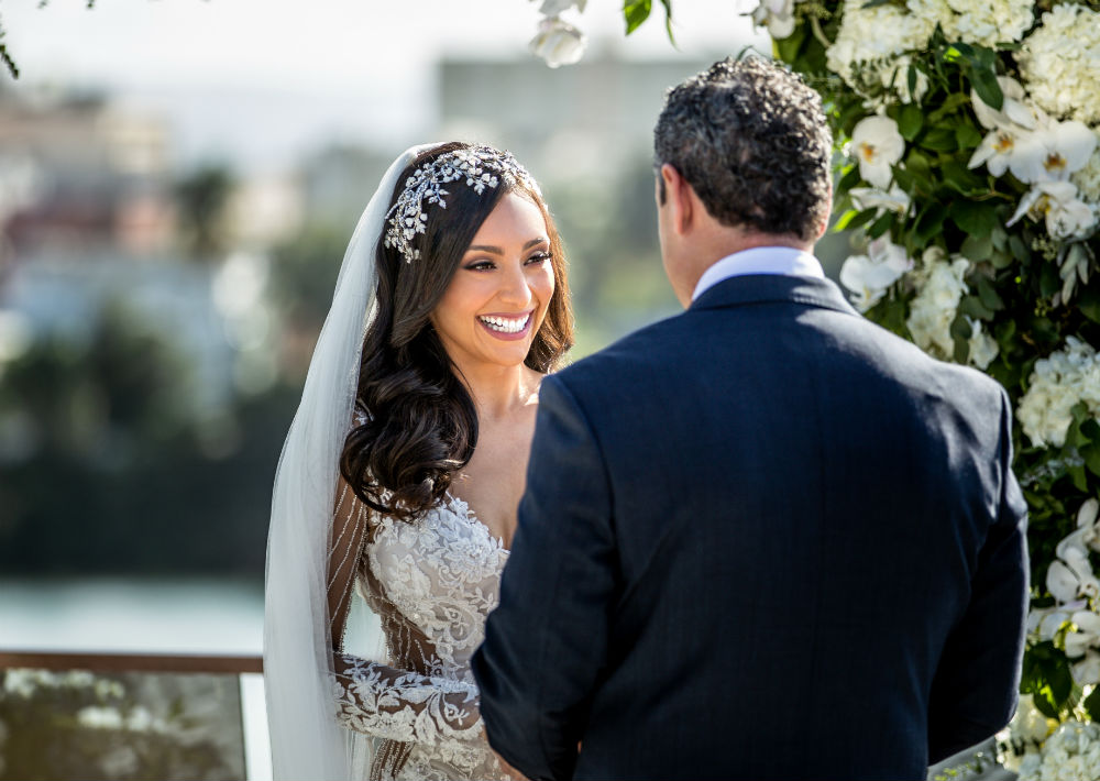 El arreglo de la novia estuvo a cargo de Josy Andrades. (Emilio León Photography)