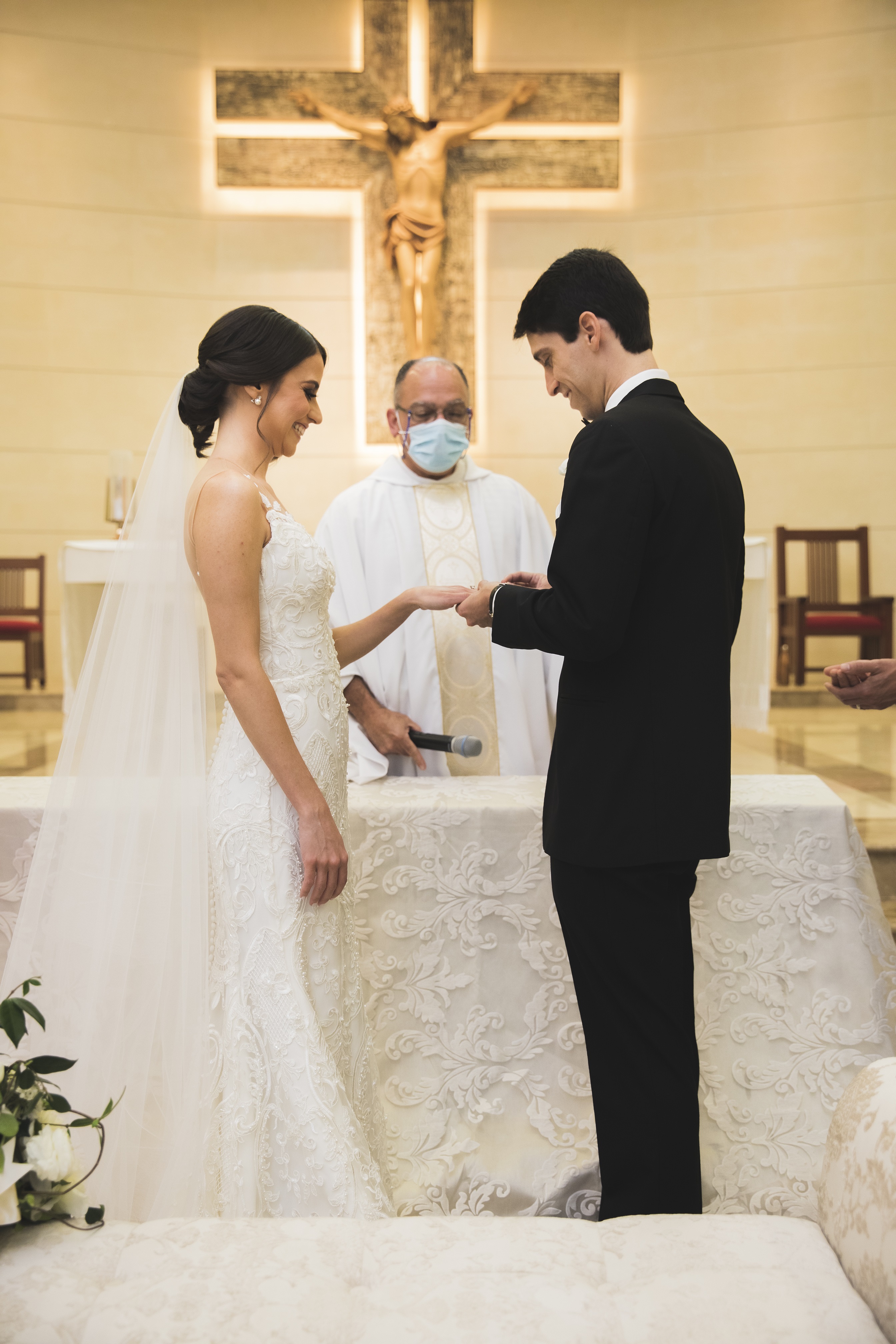 Ceremonia: Parroquia Stella Maris. (Foto: Wedding Mafia)