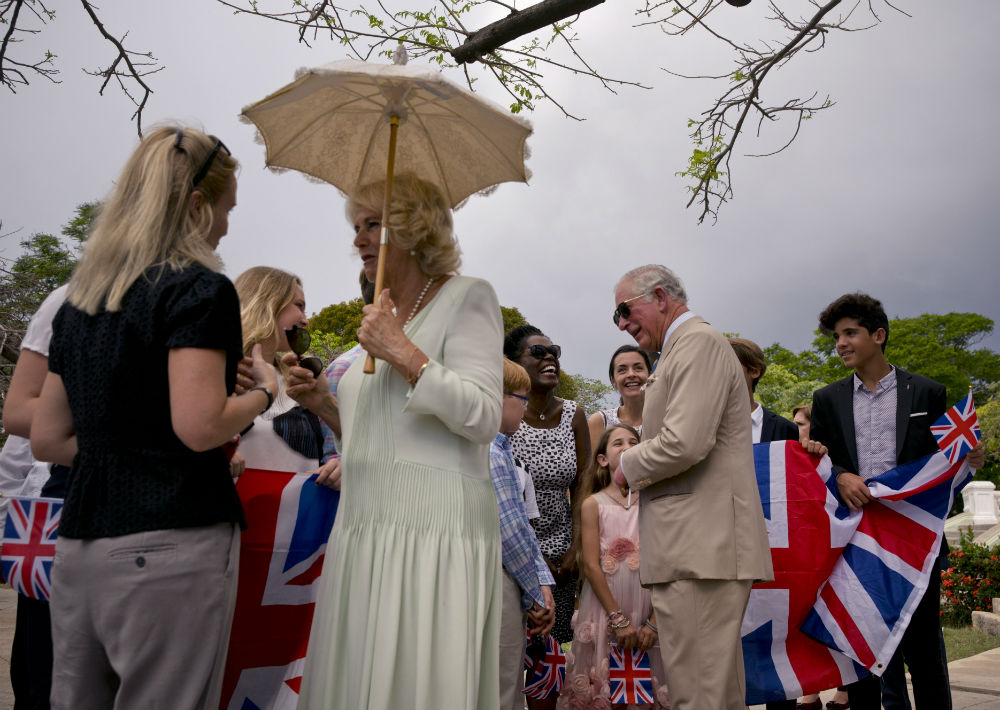 El príncipe conoció de la afición de los isleños por el rock and roll anglosajón, que llegó a estar prohibido en Cuba durante los primeros años de la Revolución. (AP)