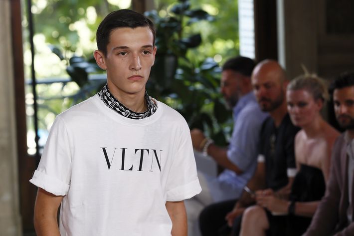 Colección primavera-verano 2018 para hombres de Valentino.