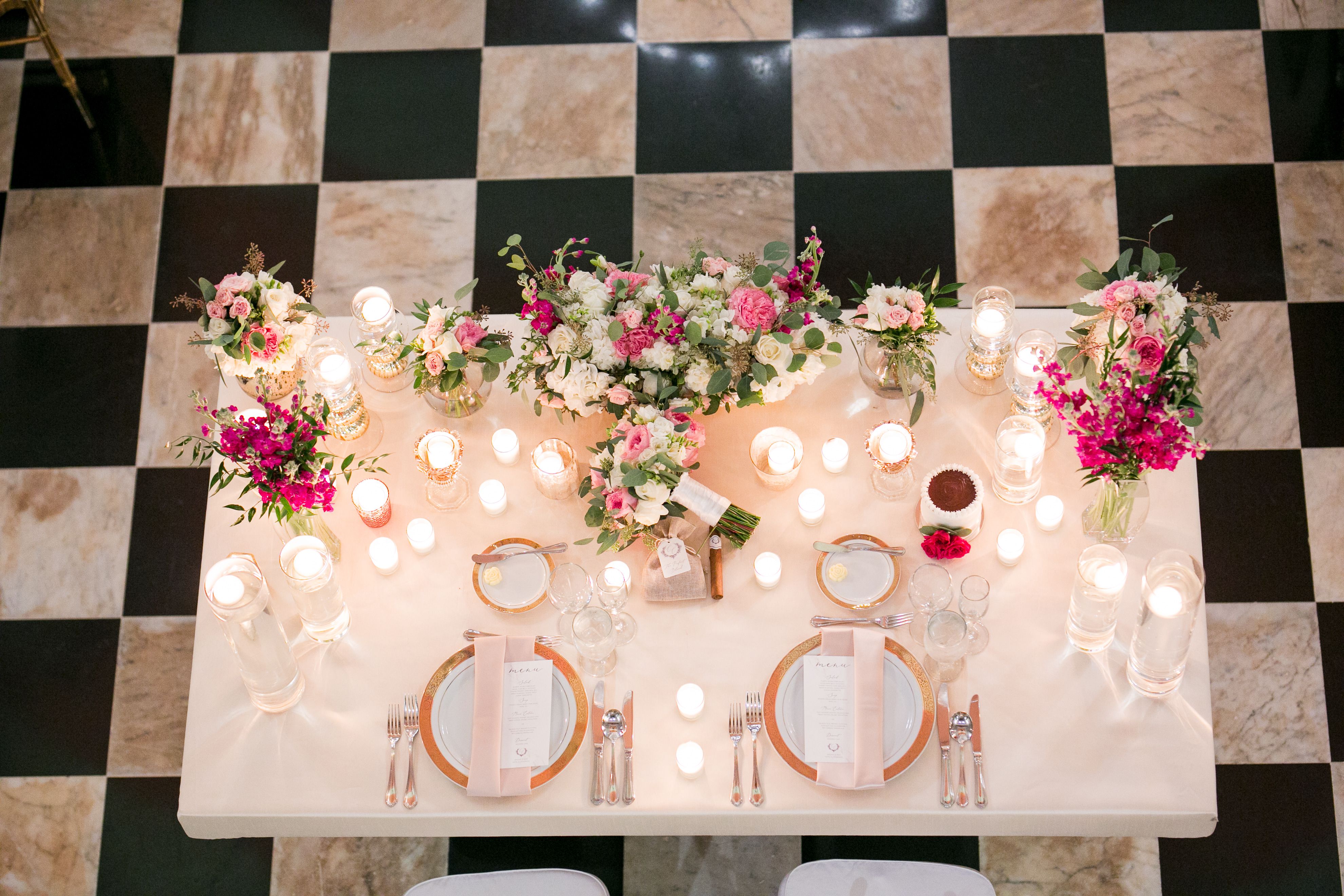 Decoración y ambientación: Patricia Torres para Lorraine’s Flowers (Vanessa Velez)