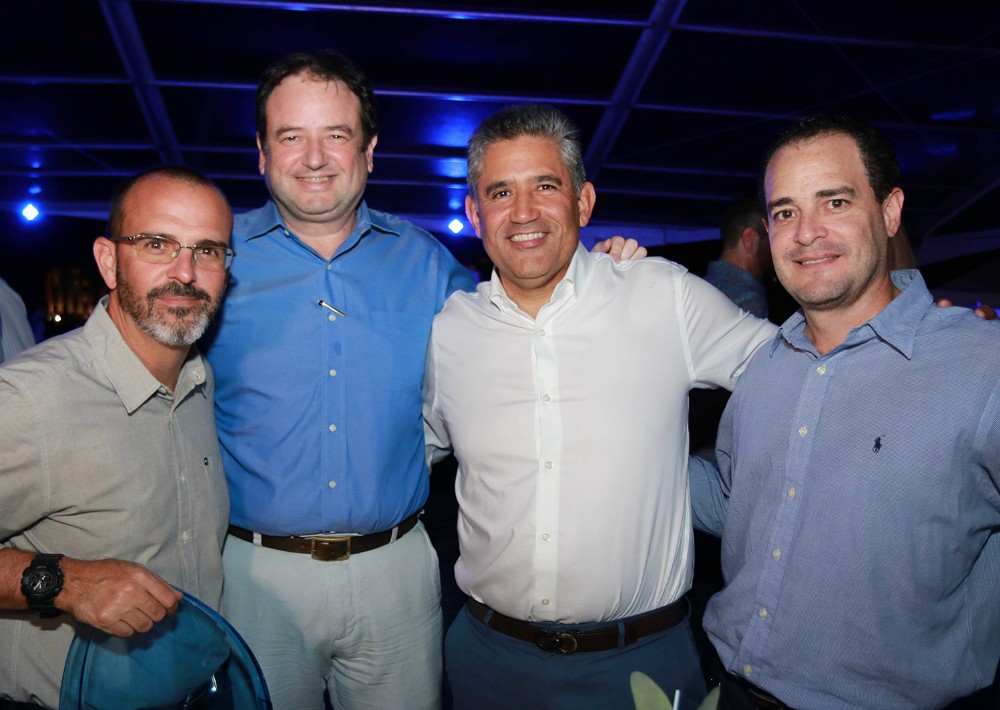 Jan J. Cot, Pablo Szulc, José R. Matos y Gustavo Neváres. (Foto Suministrada)