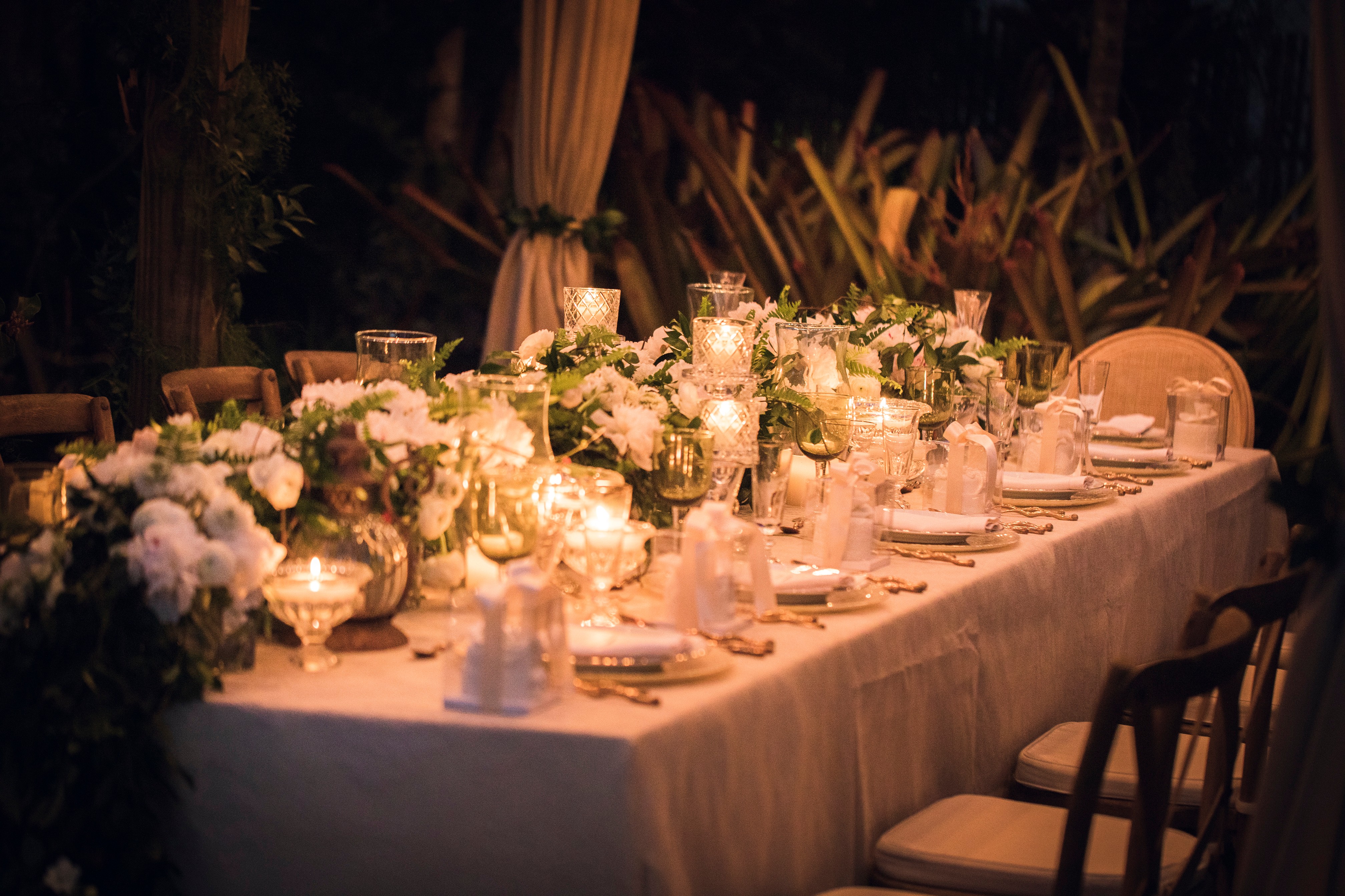 Cena: Food Design. Bizcocho: C+M Cakes. (Foto: Wedding Mafia)