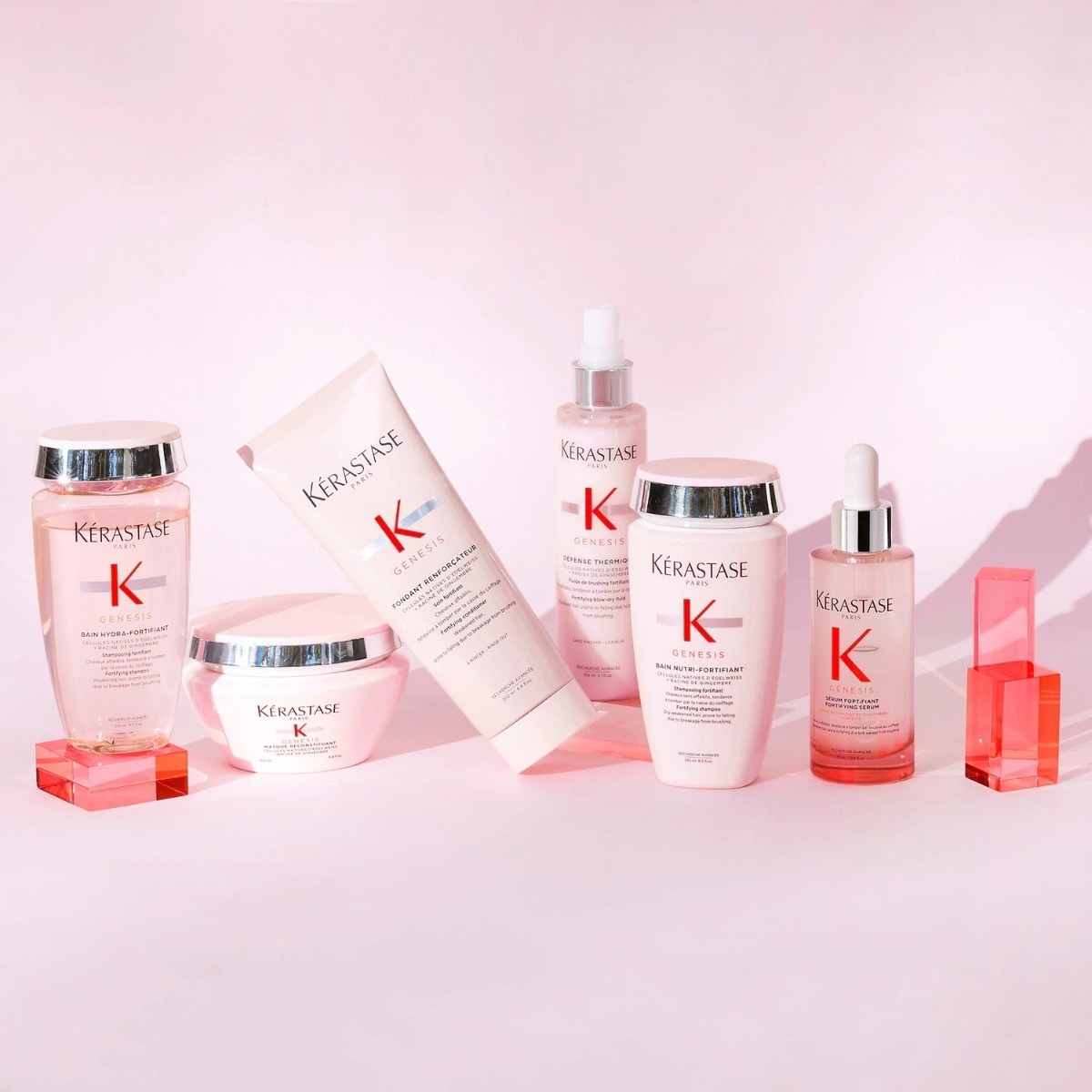 Genesis – Esta nueva línea de Kérastase te ofrece un tratamiento de doble acción para cabello débil y propenso a la caída. Se destaca por su potente fórmula compleja, acompañada por protocolos personalizados tanto en el salón de belleza como en la casa para reducir un 97% de la caída del cabello ocasionada por la rotura que provoca el cepillado. Encuéntrala en salones de belleza. (Suministrada)