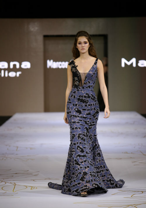 Para la mujer moderna, el diseñador Marcos Carrazana presentó una extensa propuesta en la que se destacaron los tonos metálicos, los bordados en pedrería, las faldas anchas, las transparencias, las cinturas ajustadas y algunos escotes. (Foto: Suministrada/ Tamara Figueroa)