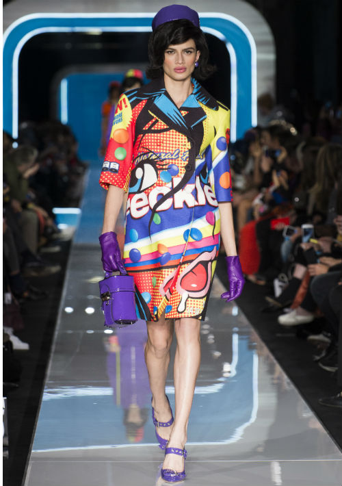 Se trató de una pasarela llena de color que destacó estilos retro-futurísticos. (WGSN)