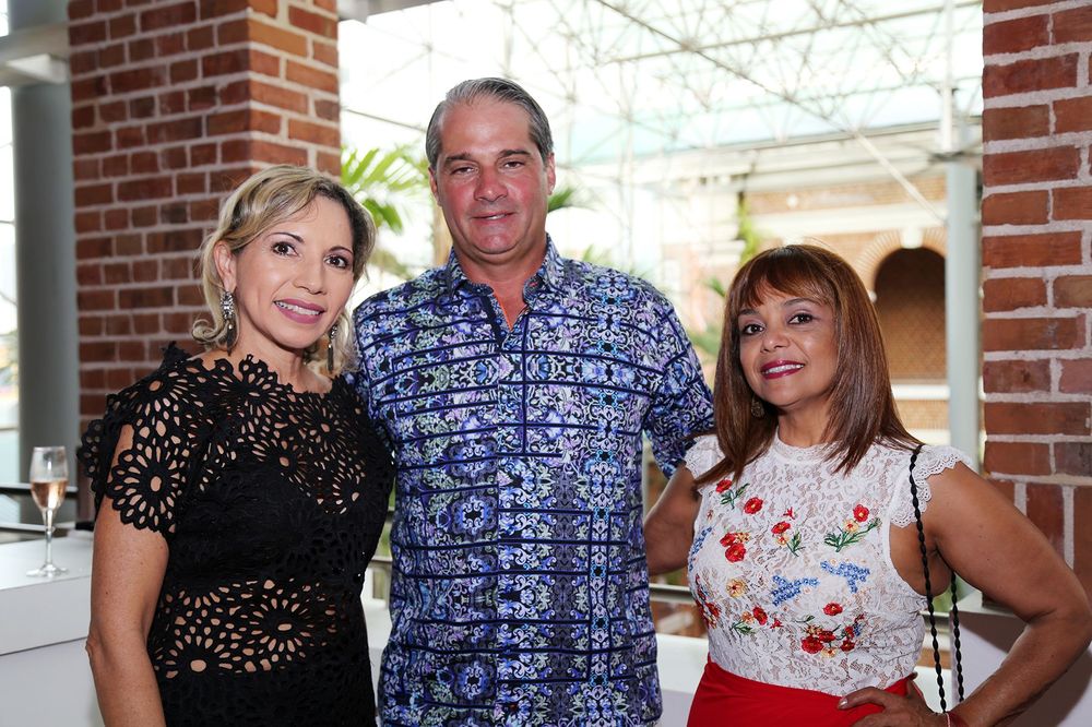 Olga Rivera, Luis Márquez y Zenaida López. Foto Nichole Saldarriaga.