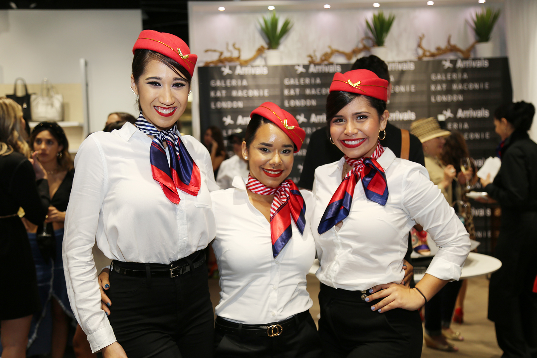 Dayaneira Figueroa, Ytshamarie Mendez y Patricia Ortiz. (Nichole Saldarriaga)