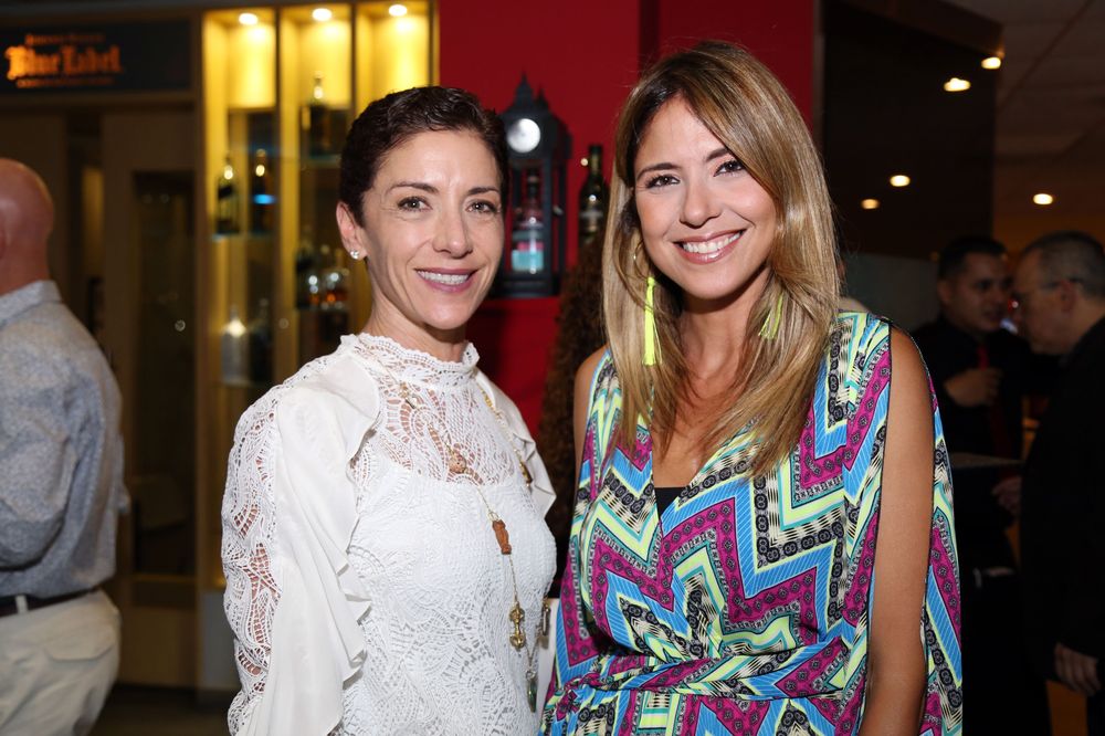 Violi Casellas y Viviana Santiago.Foto Nichole Saldarriaga.