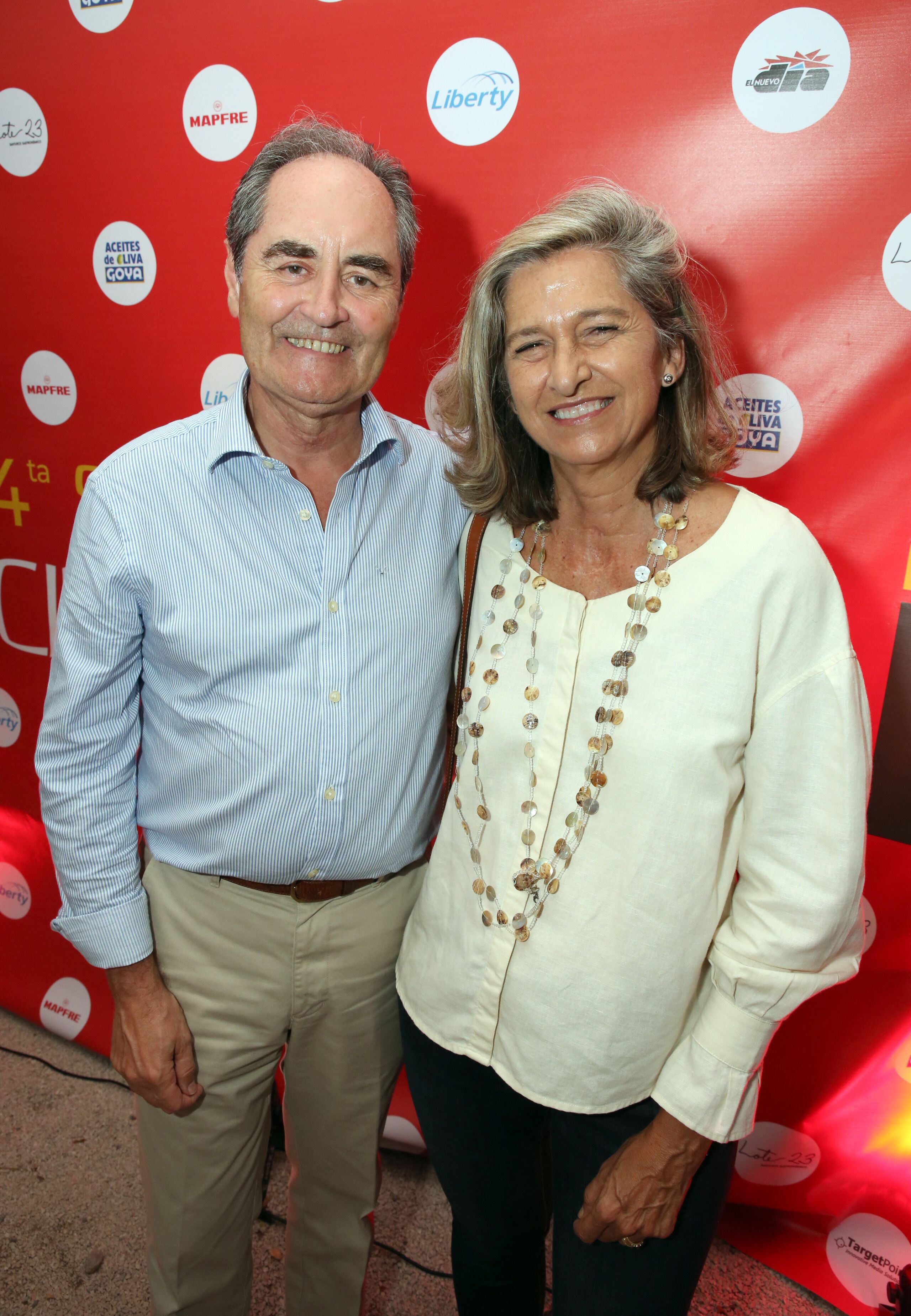 El cónsul de España en Puerto Rico, Miguel Benzo, y su esposa Fabiola Coloma asistieron al evento. (Suministrada)