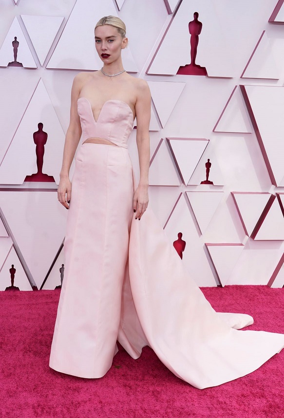La actriz Vanessa Kirby de la película "Pieces of a Woman". (AP)