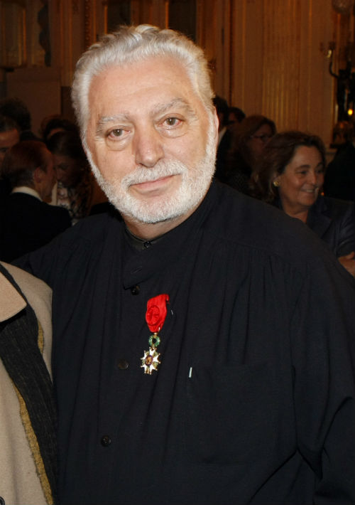 Además de su amplia gama de perfumes, el español Paco Rabanne, de 83 años, se ha caracterizado por sus diseños futuristas y la creación de textiles. (Archivo)