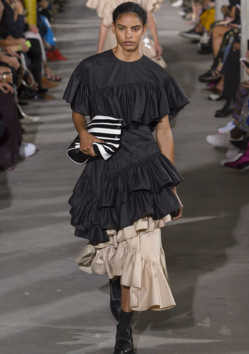 Mileshka Cortés en el desfile de 3.1 Phillip Lim. (Foto: WGSN)