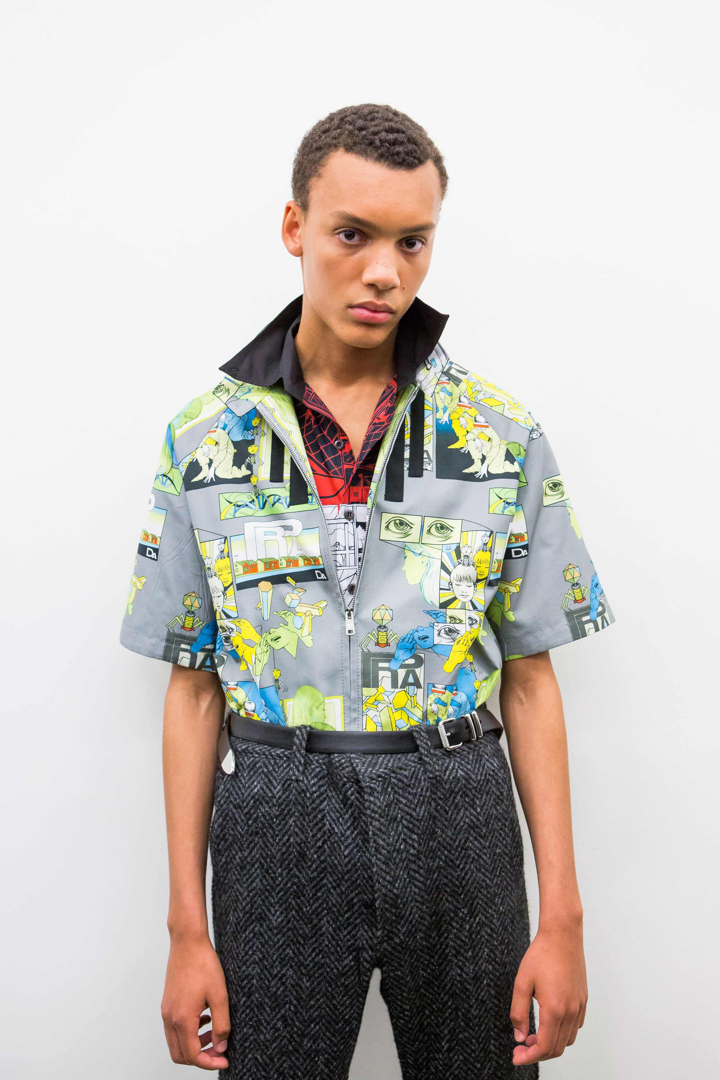Las camisas, uno de los favoritos de Prada para dejar la huella de los cómics. Foto: WGSM.