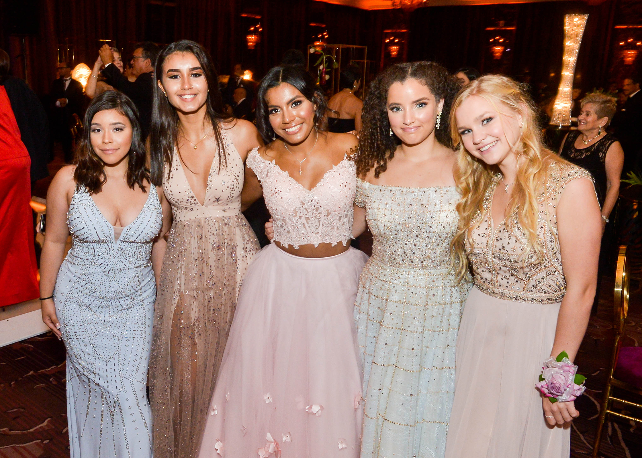 Karina Mulero, Raiza Nieves, Rebecca Constancia, Sofia Teixeira y Miranda Klope. (Foto Enid M.Salgado Mercado)