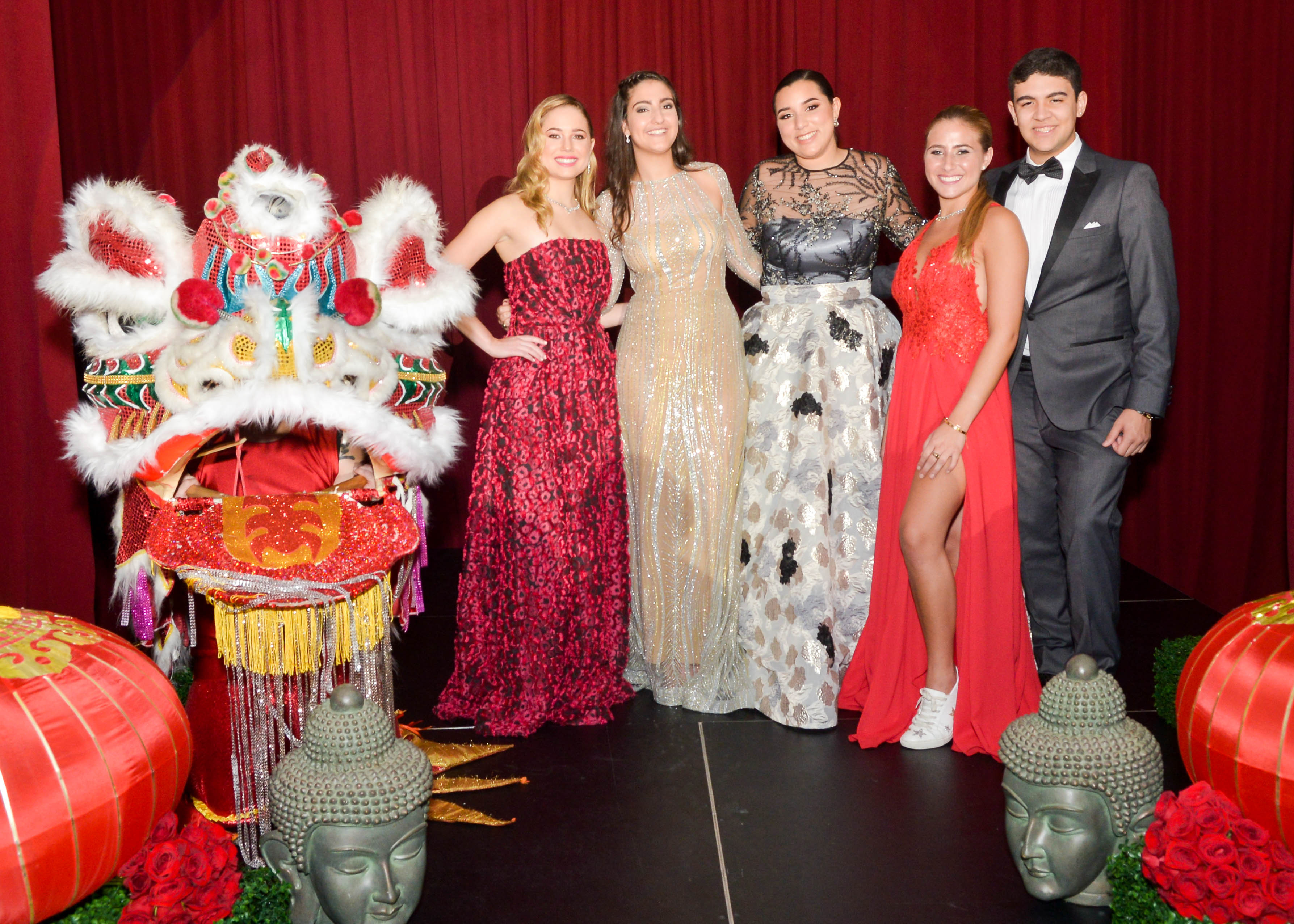 Georgiana Unanue, Jacqueline Glago, Miranda Bonano, Isabella Katz, y Luis Vargas. (Enid M. Salgado Mercado)